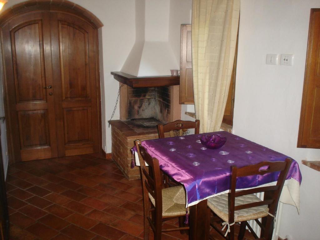 Casale Il Colombaio Di Toiano Hostal Sovicille Habitación foto