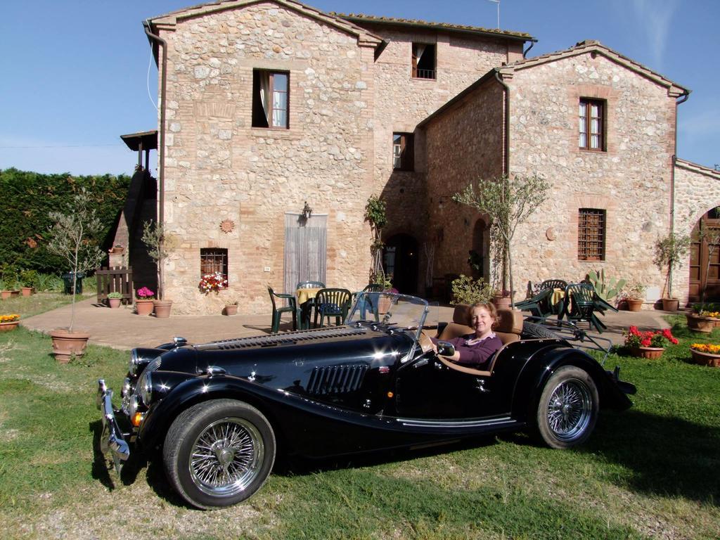Hostal Casale Il Colombaio Di Toiano Valli Exterior foto